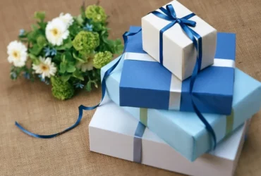 4 Tips to Boost Employee Morale Through Innovative Gifts